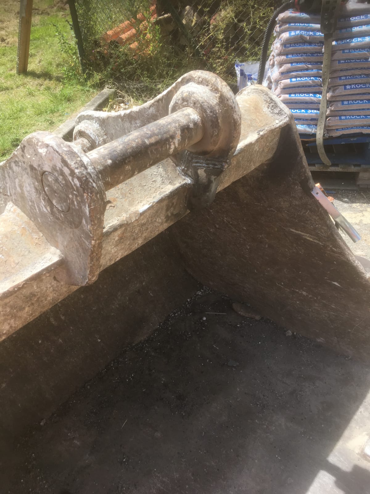 Bucket / Plant repairs Bucket / Plant repairs
